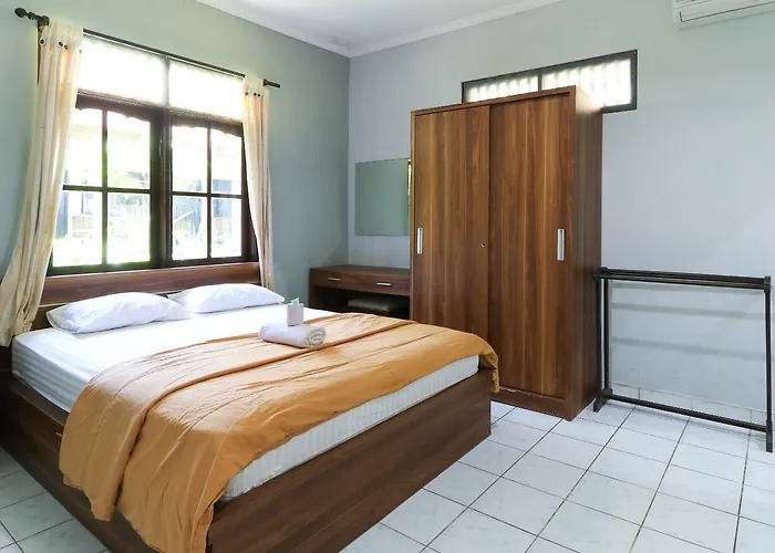 Sari Indah Guest house Kuta (Bali)