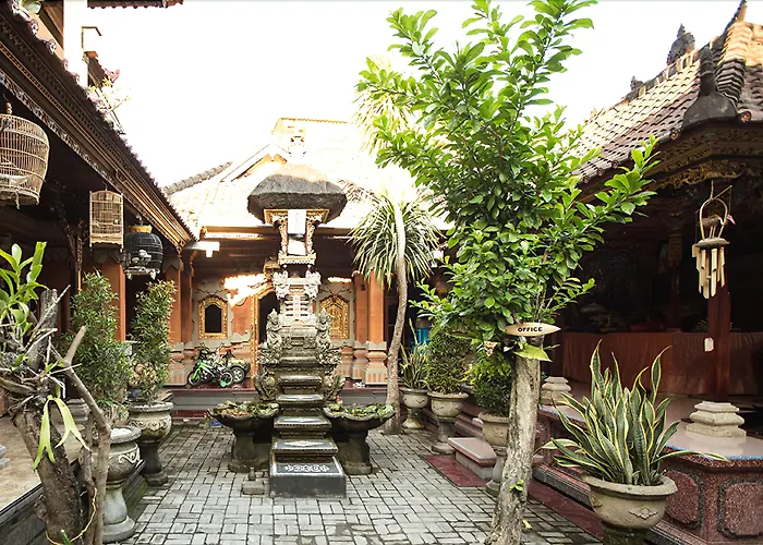 Guest house Sari Indah 2*