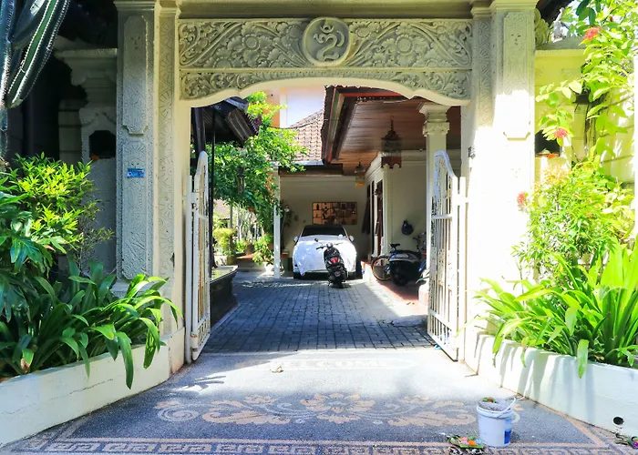 Sari Indah 2*