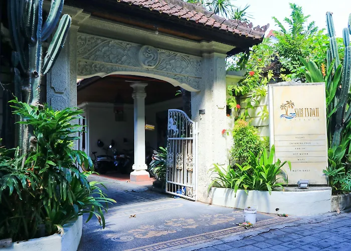 Sari Indah Guest house 2*